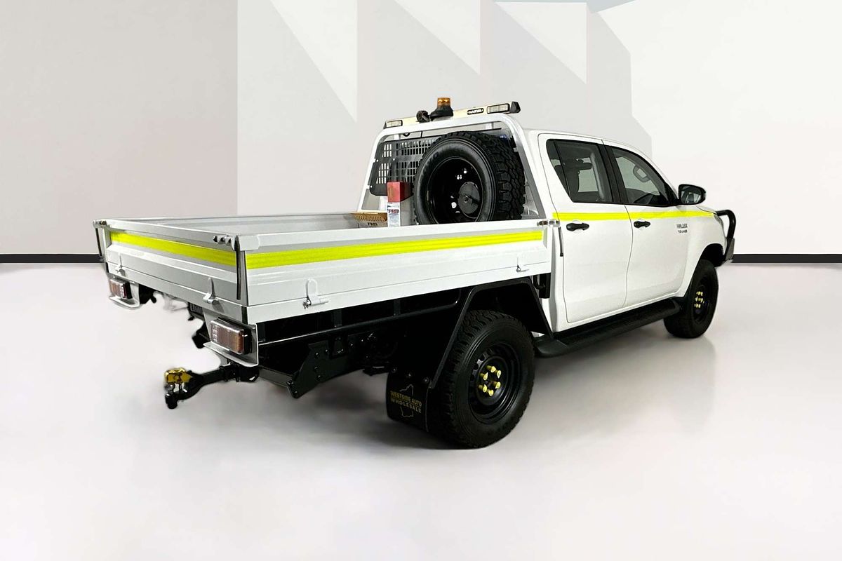 2021 Toyota HILUX SR (4x4) GUN126R FACELIFT 4X4