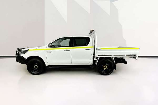 2021 Toyota HILUX SR5 (4x4) GUN126R FACELIFT 4X4