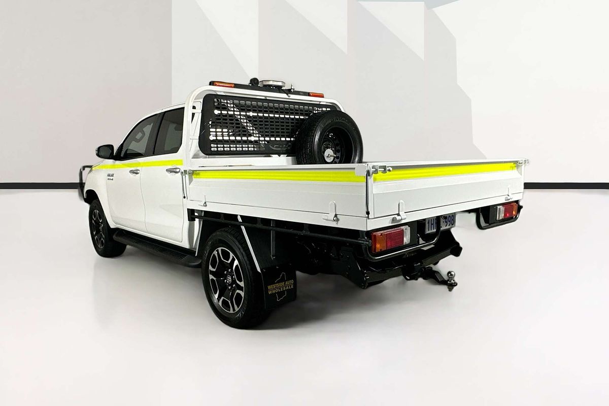 2022 Toyota HILUX SR5 (4x4) GUN126R 4X4