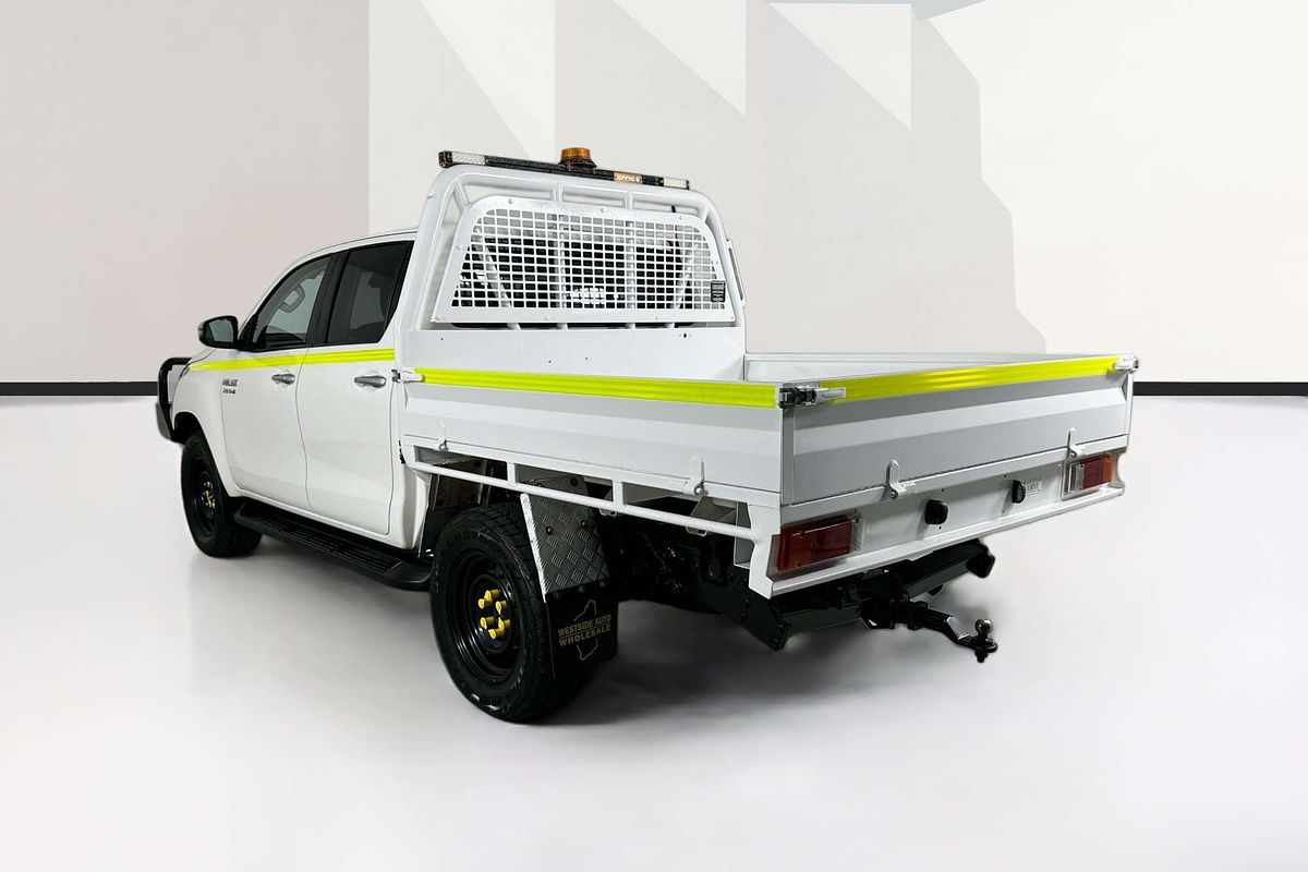 2021 Toyota HILUX SR5 (4x4) GUN126R FACELIFT 4X4
