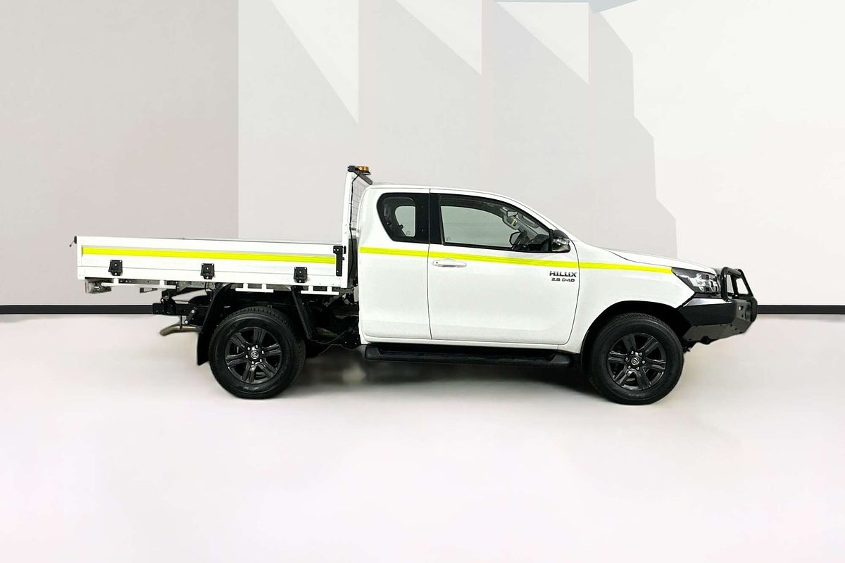 2023 Toyota Hilux SR (4x4) GUN126R 4X4