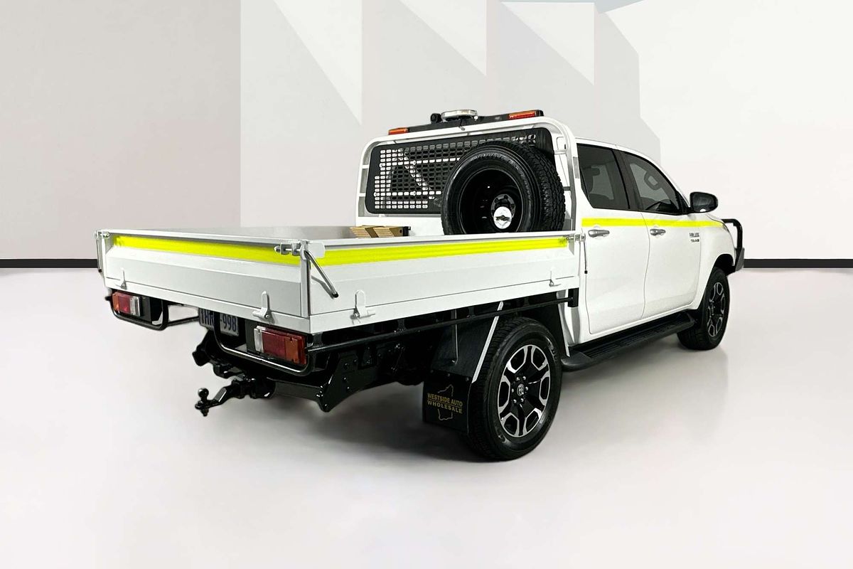 2022 Toyota HILUX SR5 (4x4) GUN126R 4X4