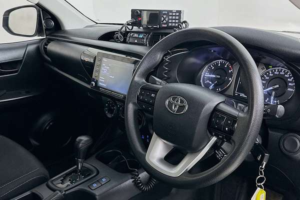 2021 Toyota HILUX SR (4x4) GUN126R FACELIFT 4X4