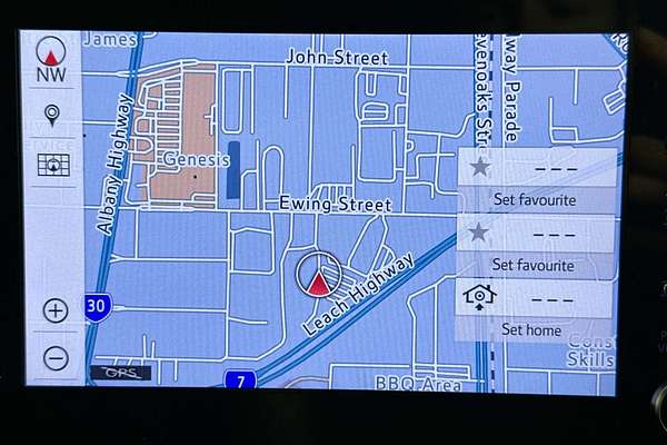 2022 Toyota HILUX SR5 (4x4) GUN126R 4X4