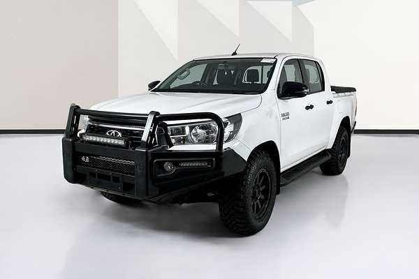 2019 Toyota HILUX SR (4x4) GUN126R MY19 4X4