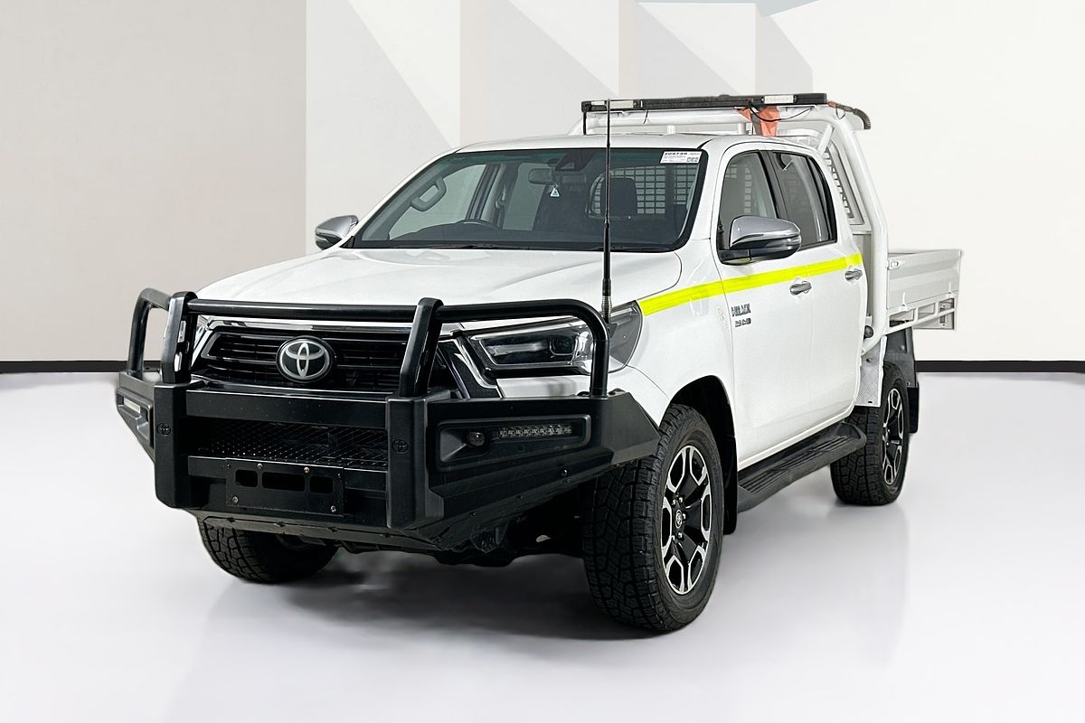 2021 Toyota HILUX SR5 (4x4) GUN126R FACELIFT 4X4
