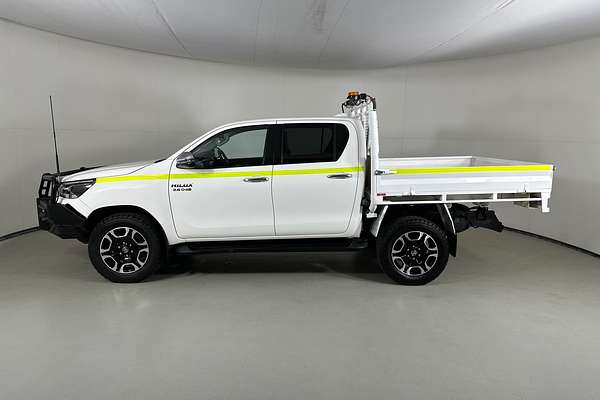 2021 Toyota HILUX SR5 (4x4) GUN126R FACELIFT 4X4