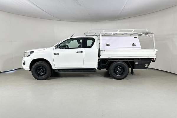 2018 Toyota HILUX SR (4x4) GUN126R MY19 4X4