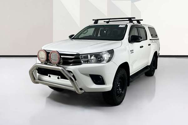 2017 Toyota HILUX SR (4x4) GUN126R MY17 4X4