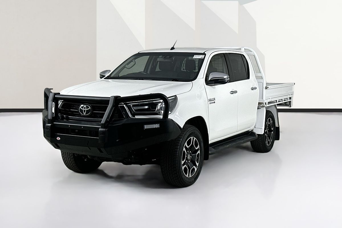 2021 Toyota HILUX SR5 (4x4) GUN126R FACELIFT 4X4