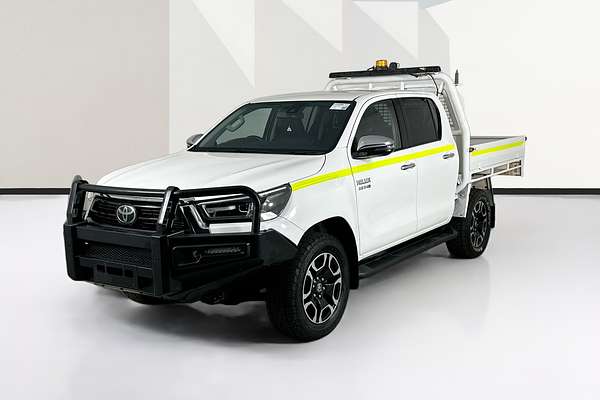 2021 Toyota HILUX SR5 (4x4) GUN126R FACELIFT 4X4