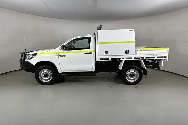 2021 Toyota HILUX SR (4x4) GUN126R 4X4