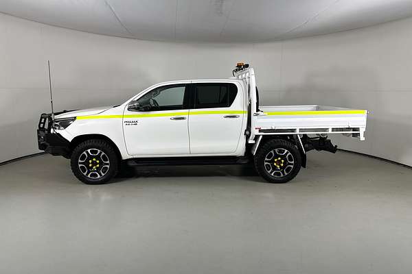 2021 Toyota HILUX SR5 (4x4) GUN126R FACELIFT 4X4