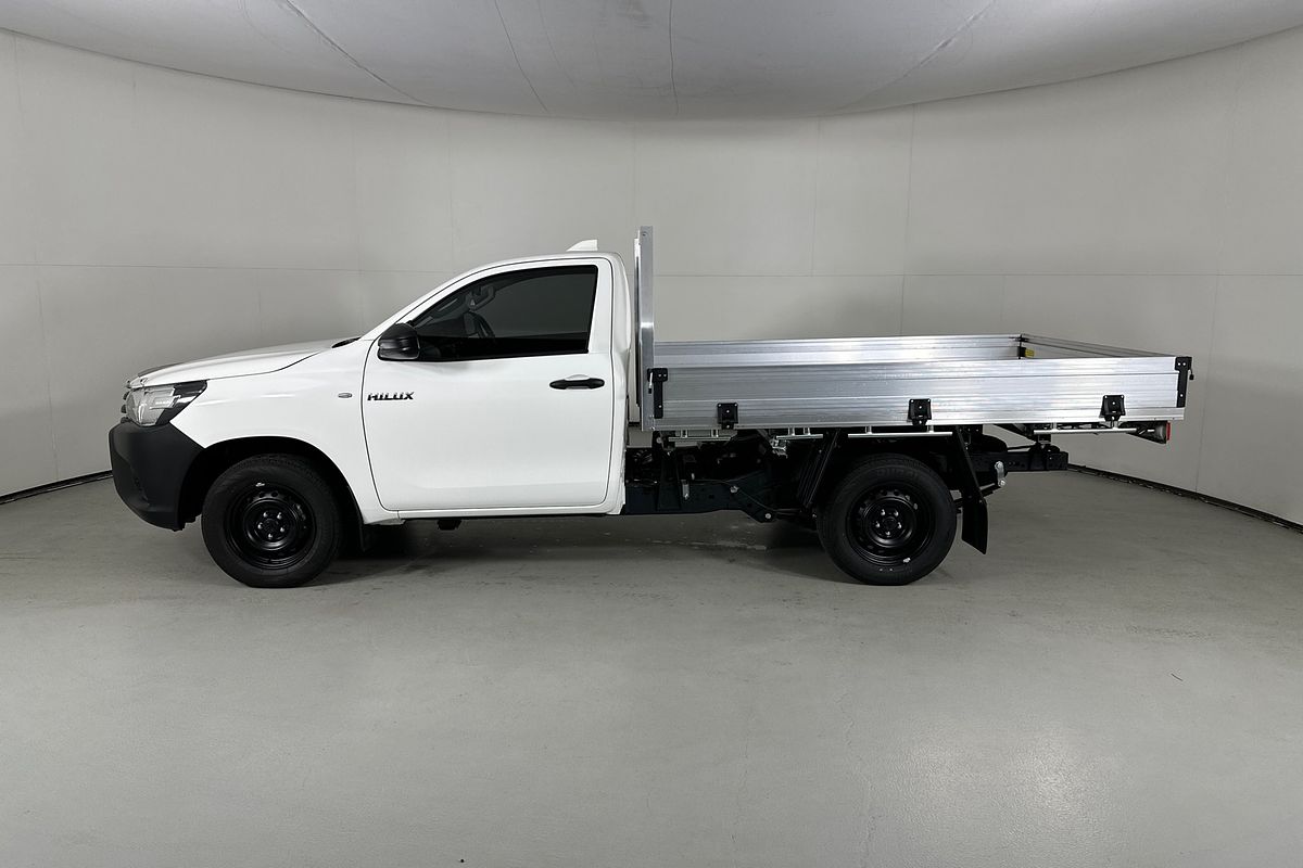 2025 Toyota HILUX Workmate TGN121R REAR WHEEL DRIVE