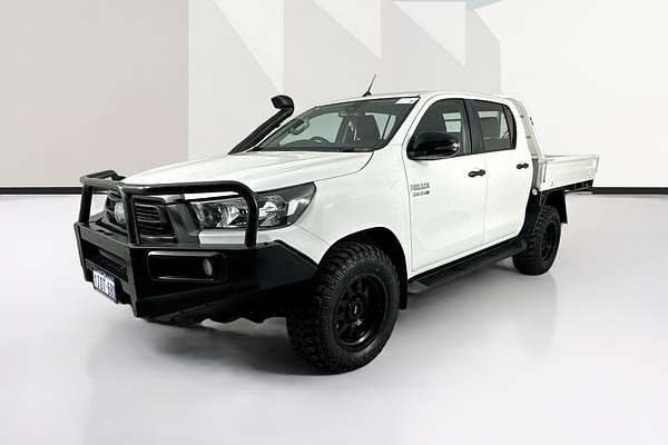 2020 Toyota HILUX SR (4x4) GUN126R FACELIFT 4X4
