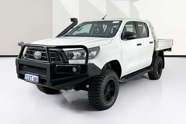2020 Toyota HILUX SR (4x4) GUN126R FACELIFT 4X4