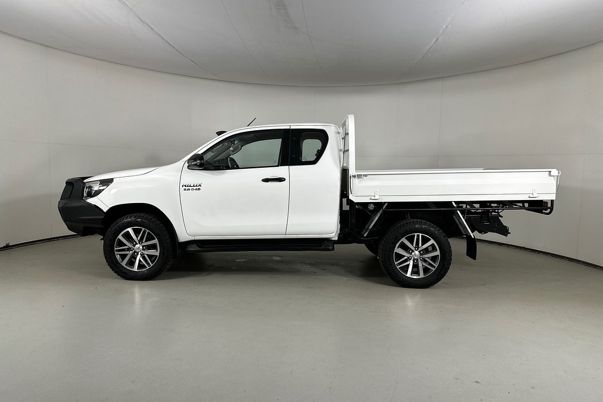 2018 Toyota HILUX SR (4x4) GUN126R MY19 4X4