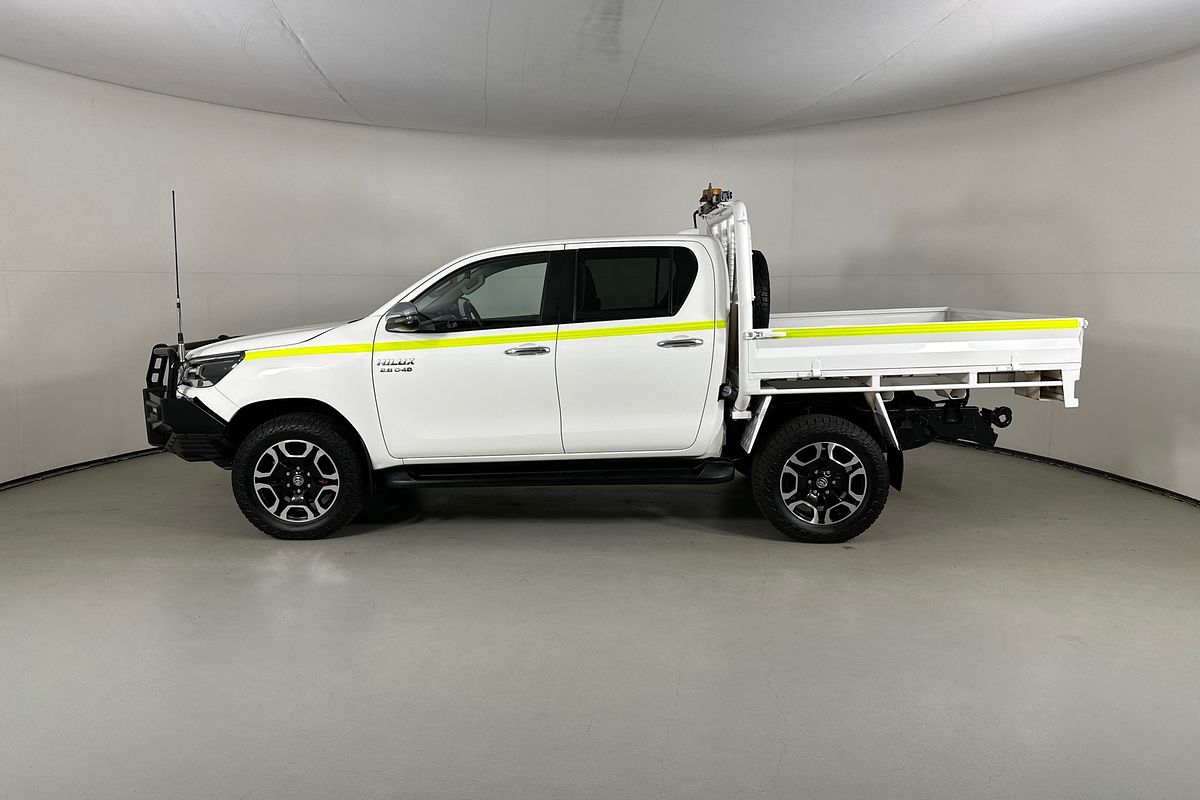 2021 Toyota HILUX SR5 (4x4) GUN126R 4X4