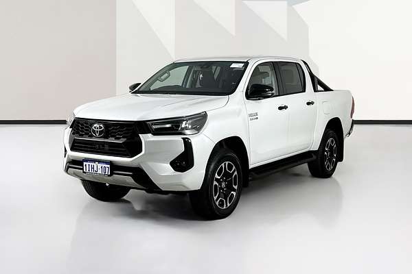 2024 Toyota Hilux SR5 (4x4) GUN126R 4X4
