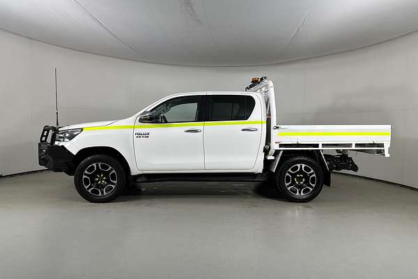 2021 Toyota HILUX SR5 (4x4) GUN126R FACELIFT 4X4
