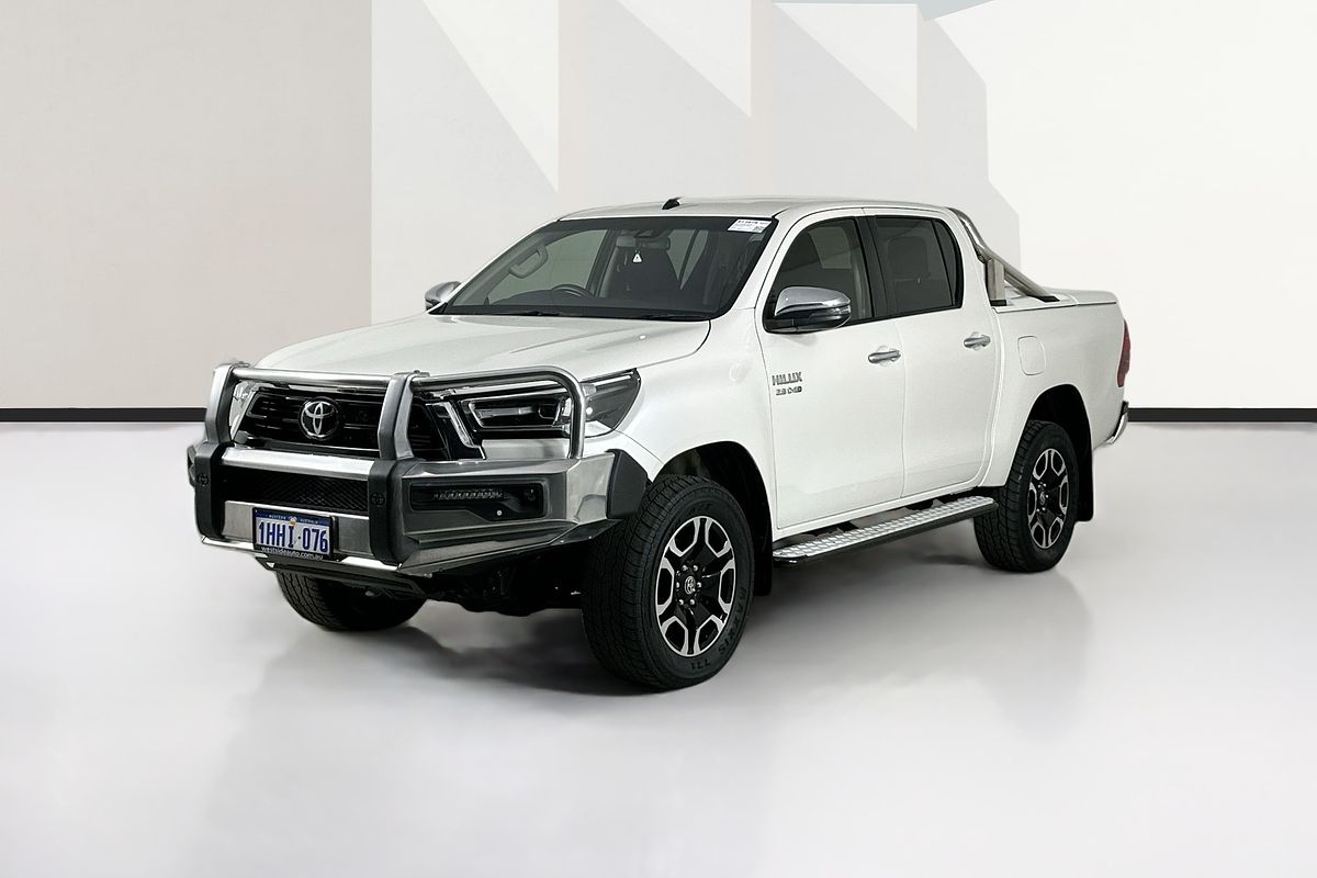 2021 Toyota HILUX SR5 (4x4) GUN126R FACELIFT 4X4
