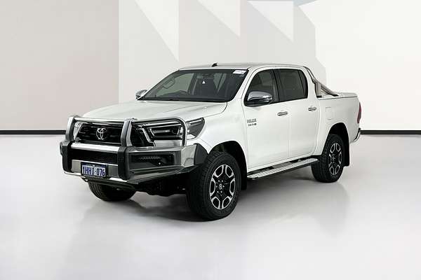 2021 Toyota HILUX SR5 (4x4) GUN126R FACELIFT 4X4