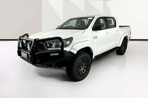 2023 Toyota HILUX SR GUN126R 4X4