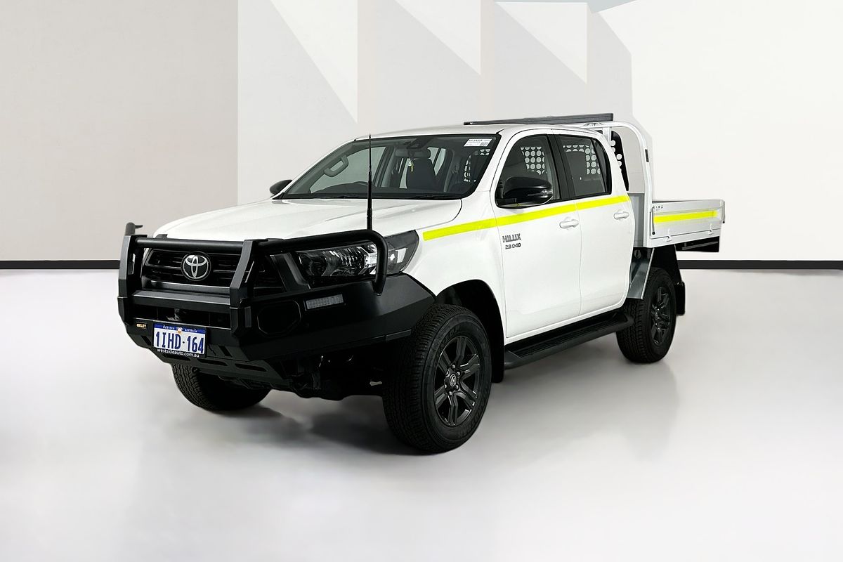 2024 Toyota HILUX SR GUN126R 4X4