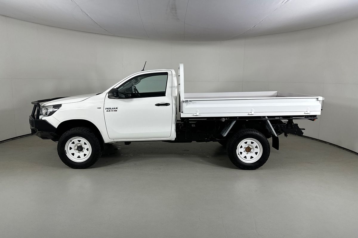 2019 Toyota HILUX SR (4x4) GUN126R MY19 4X4