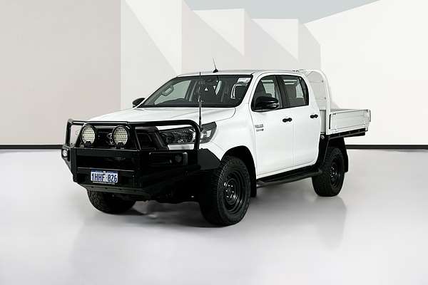 2020 Toyota HILUX SR (4x4) GUN126R FACELIFT 4X4