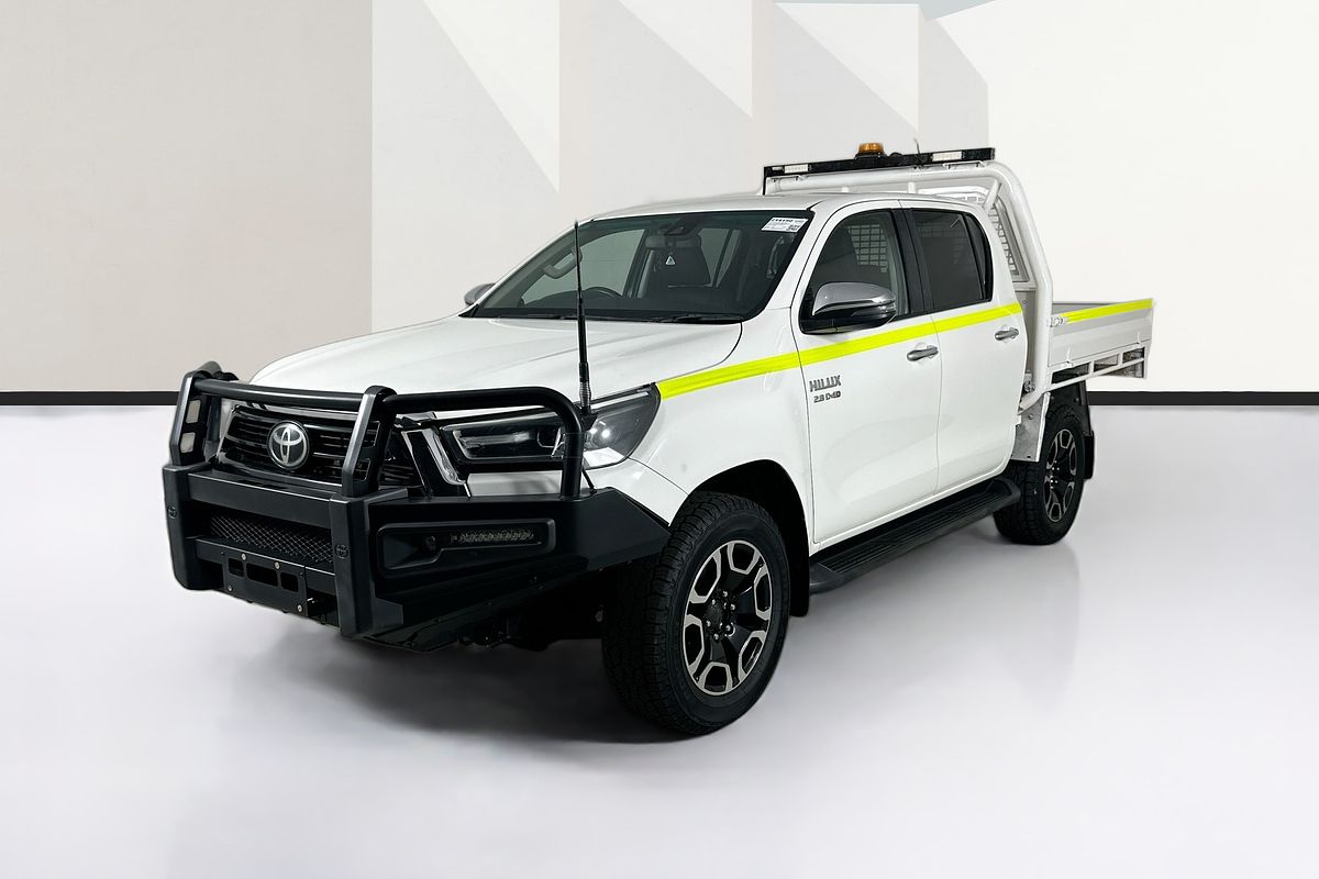 2021 Toyota HILUX SR5 (4x4) GUN126R FACELIFT 4X4