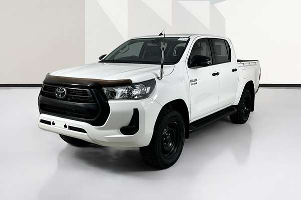 2021 Toyota HILUX SR (4x4) GUN126R 4X4