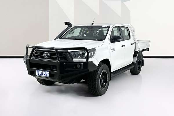 2020 Toyota HILUX SR (4x4) GUN126R FACELIFT 4X4