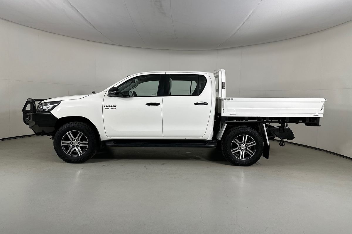 2021 Toyota HILUX SR (4x4) GUN126R 4X4