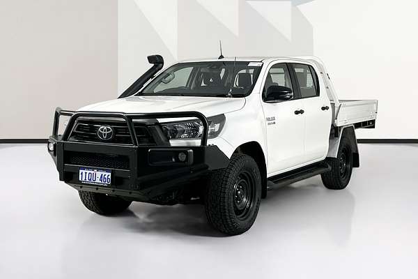 2020 Toyota HILUX SR (4x4) GUN126R FACELIFT 4X4