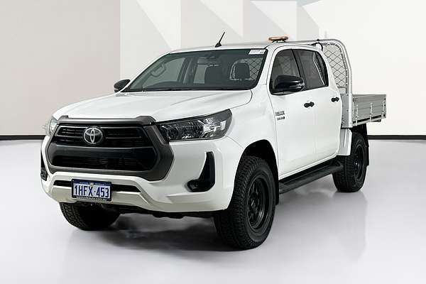 2020 Toyota HILUX SR (4x4) GUN126R FACELIFT 4X4