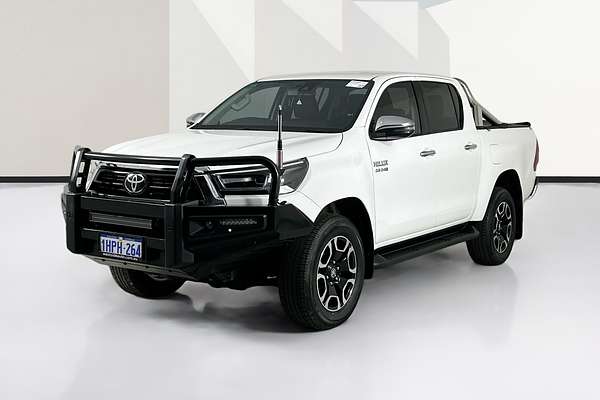 2022 Toyota HILUX SR5 (4x4) GUN126R 4X4