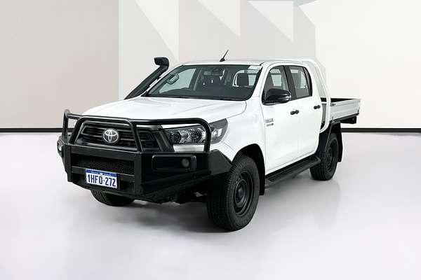 2020 Toyota HILUX SR (4x4) GUN126R FACELIFT 4X4