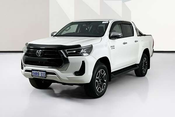 2022 Toyota HILUX SR5 (4x4) GUN126R 4X4