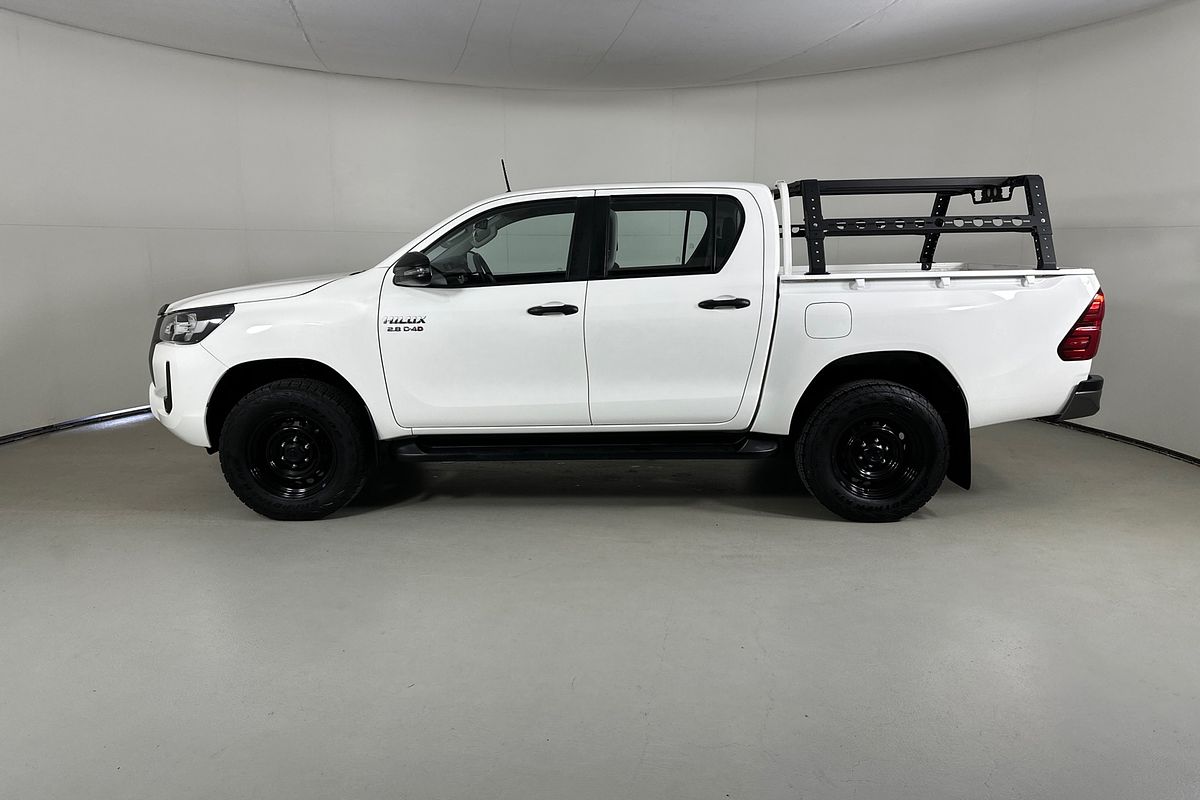 2020 Toyota HILUX SR (4x4) GUN126R FACELIFT 4X4