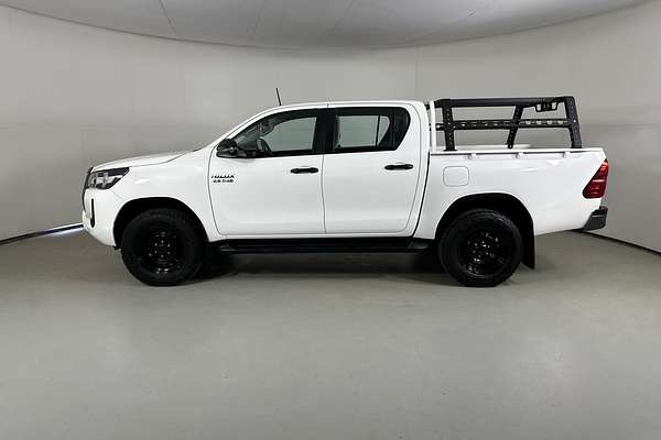 2020 Toyota HILUX SR (4x4) GUN126R FACELIFT 4X4
