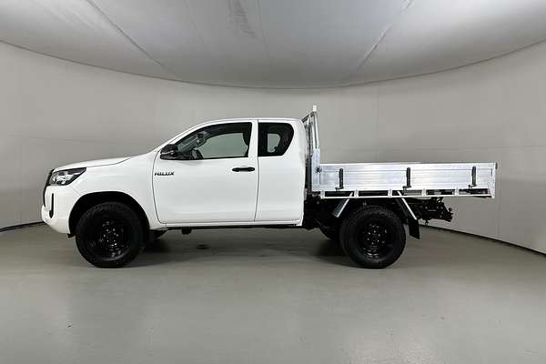 2021 Toyota Hilux WORKMATE (4x4) GUN125R 4X4