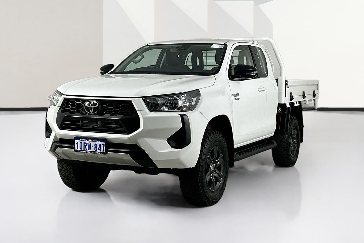 2024 Toyota HILUX SR (4x4) GUN126R 4X4