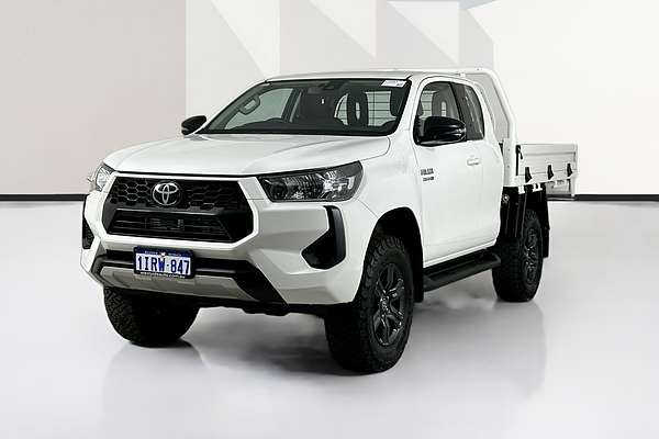 2024 Toyota HILUX SR (4x4) GUN126R 4X4