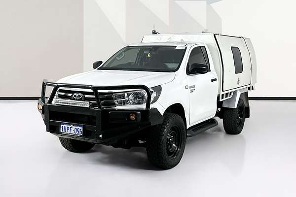 2022 Toyota HILUX SR (4x4) GUN126R 4X4