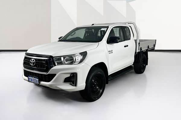 2019 Toyota HILUX SR (4x4) GUN126R MY19 4X4