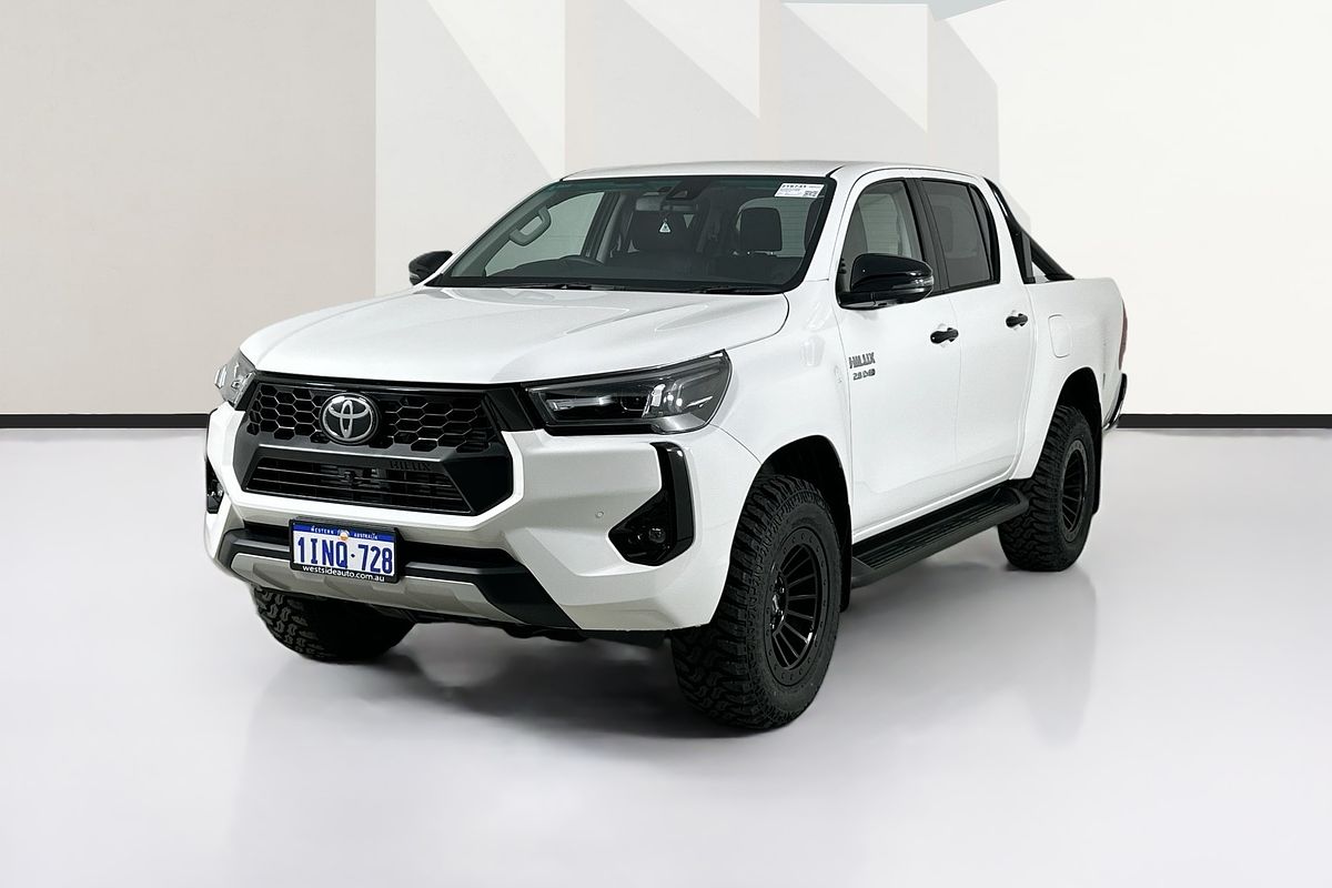 2025 Toyota HILUX SR5 48V (4x4) GUN126R RC 4X4