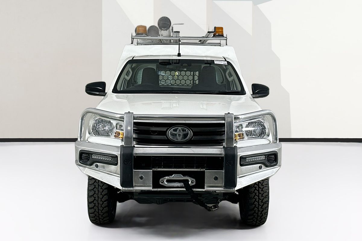 2020 Toyota HILUX SR (4x4) GUN126R MY19 UPGRADE 4X4