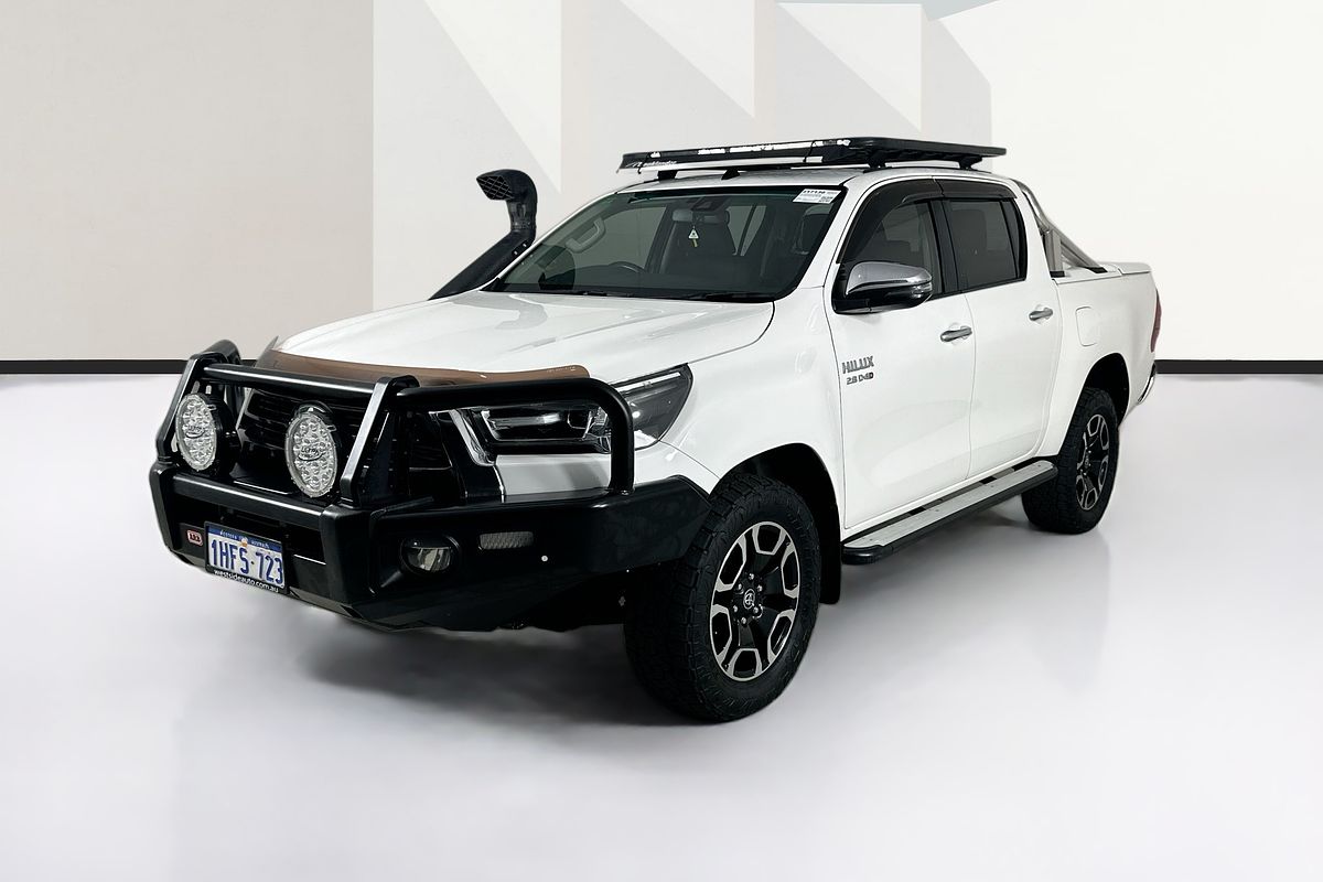 2021 Toyota HILUX SR5 (4x4) GUN126R 4X4