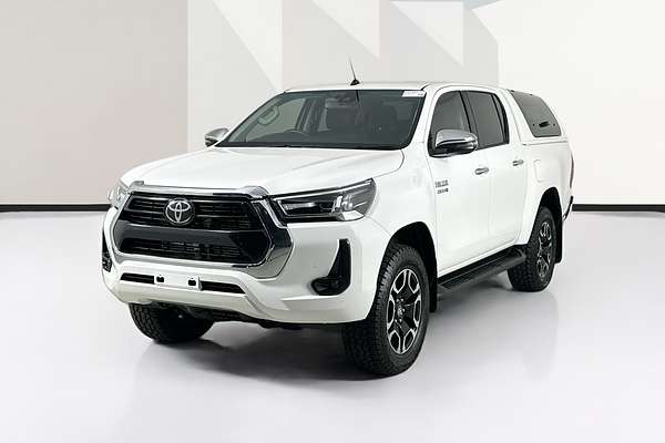 2021 Toyota HILUX SR5 (4x4) GUN126R FACELIFT 4X4
